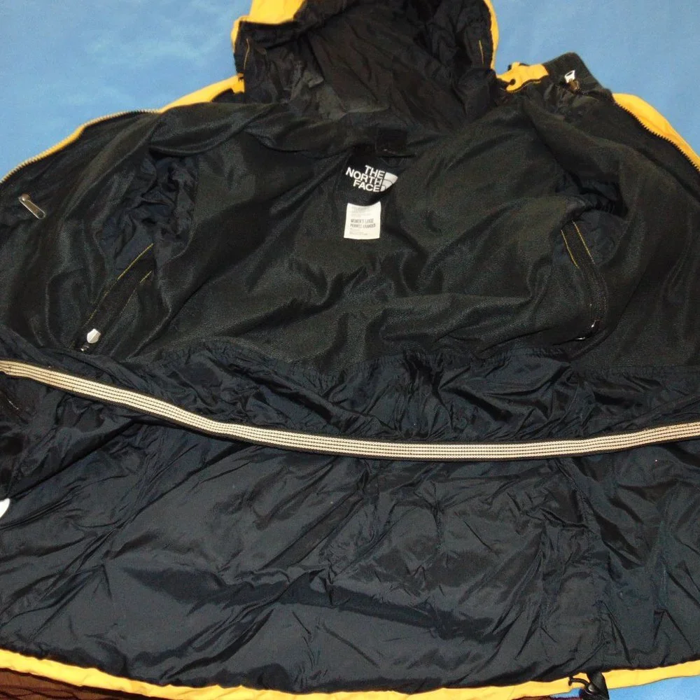 VTG.  WOMEN'S NORTH FACE MOUNTAIN JACKET GORE-TEX  LARGE - Picture 4 of 5